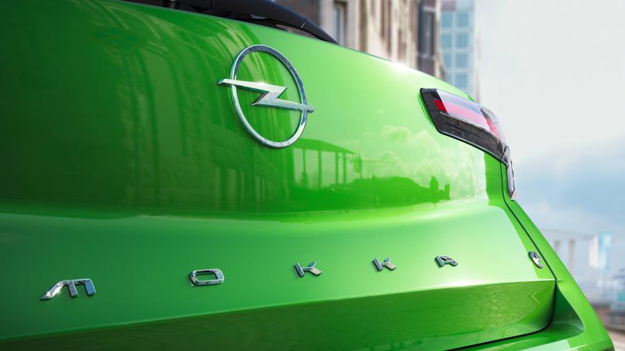 Логотип Opel Mokka-e 2020 года  (фото 4 из 17)